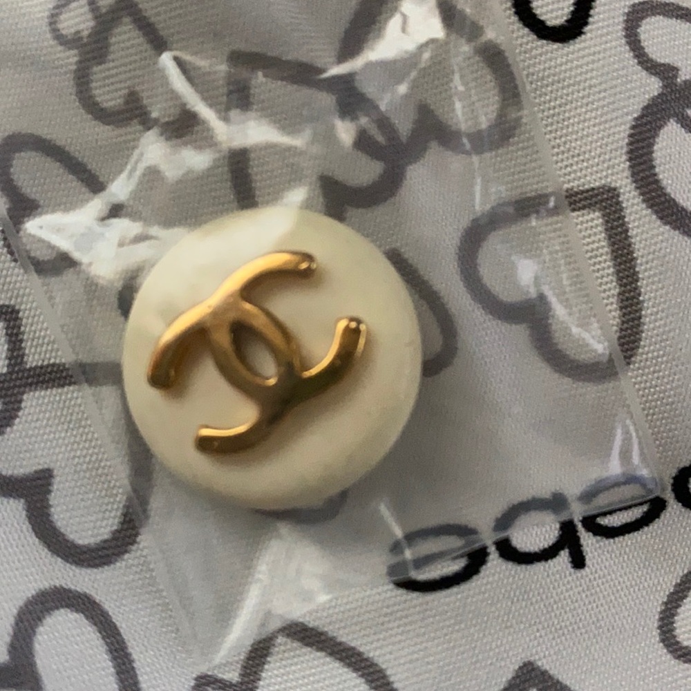 VINTAGE CHANEL STAMPED BUTTON